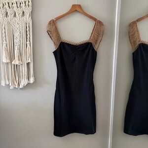 NWT Le Lis Black and Tan Polka Dot Skirt